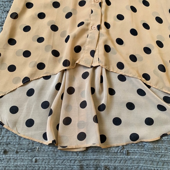 SANS SOUCI sheer polka dot tank top buttons hi-low - Picture 10 of 13